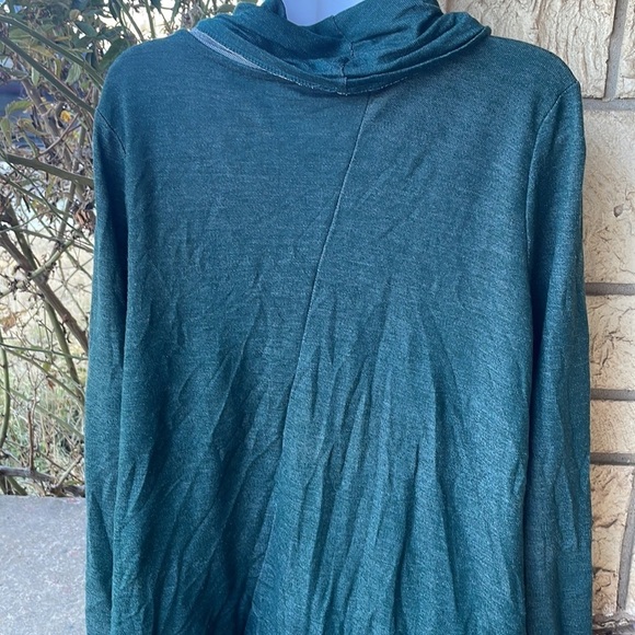 Green Tunic Top turtle neck size large comfy thin femme Cowneck - Picture 8 of 10